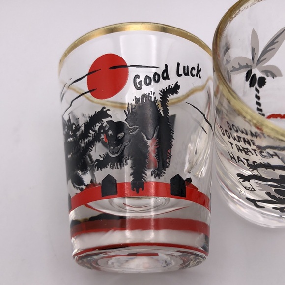 VTG 1960’s Good Luck Black Cat & Cannibal Shot Glass Halloween Bar Ware Pair. - Picture 4 of 12